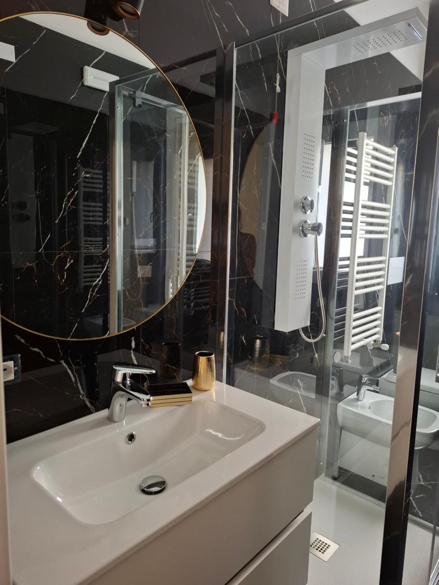 Mariam Royal Apartment & Rooms レッジョ・ディ・カラブリア エクステリア 写真